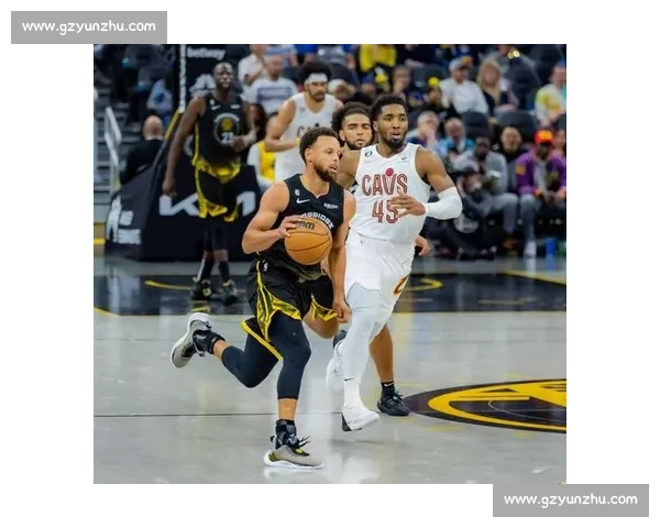 六月二日勇士对决骑士总决赛巅峰之战再掀篮球历史风云新篇章震撼