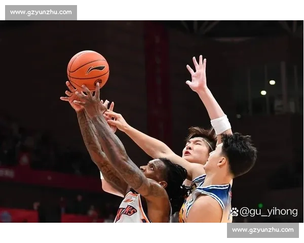 中国男篮迎战男丁格尔检验实力调整阵容冲击新突破在国际赛场寻求复苏信号 中国男篮迎战男丁格尔检验实力调整阵容冲击新突破在国际赛场寻求复苏信号